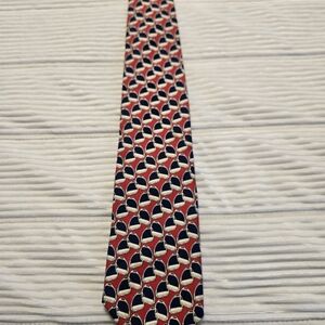 Brooks Brothers Red and Navy Patterned Tie